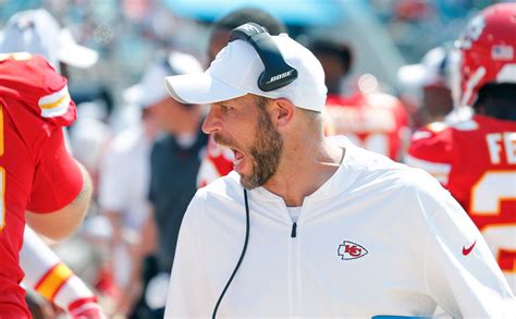 Chiefs assistant coach placed on administrative leave - National Football Post