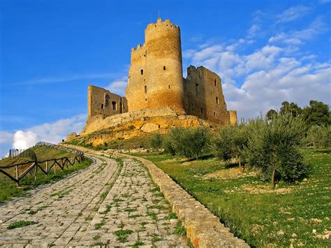 caltanissetta castello pietrarossa | Sicily, Sicily island, Castle