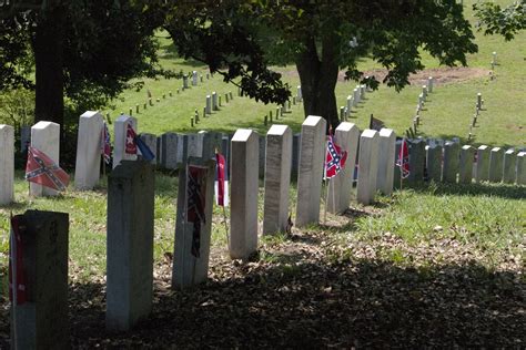 The soldiers' section at Hollywood Cemetery. There are over 18,000 ...