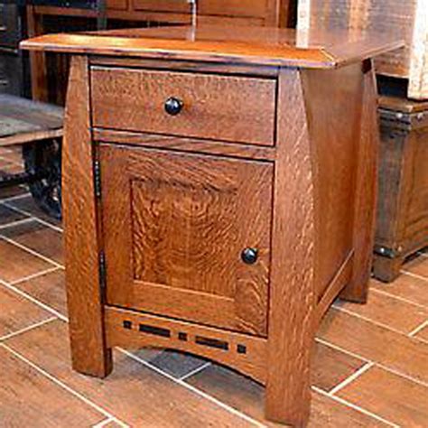 Amish Made Arts and Crafts / Mission Style Quarter Sawn inlaid oak nightstand or end table ...