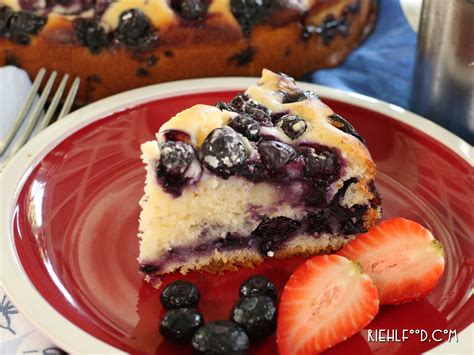 Blueberry Lemon Cake | RiehlFood.com