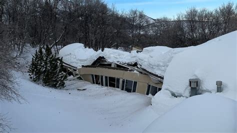 Snow causing roofs to collapse across the state, expert offers helpful tips