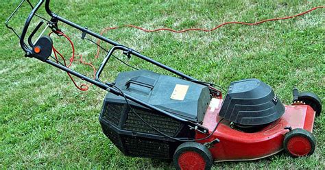 Electric Lawn Mower Maintenance