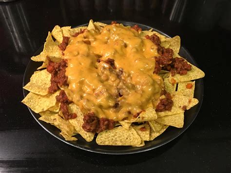 Homemade chilli cheese nachos : r/FoodPorn