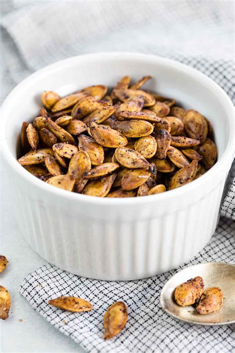 How to Roast Pumpkin Seeds (Step-by-Step) - Jessica Gavin