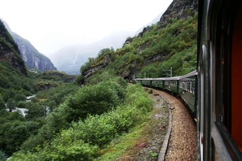 Who is the Dancing Woman of Norway's Flåm Railway? : Nordic Visitor