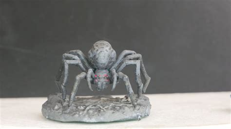 Hand Painted Giant Spider miniature | TTRPG | RPG | DND — Hawksmoor's Menagerie