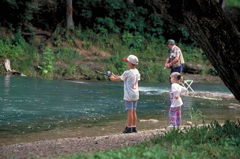 15 Best Trout Fishing Rivers & Lakes in Missouri - Best Fishing in America