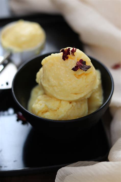 Eggless Custard Ice cream ~ Healthy Kadai