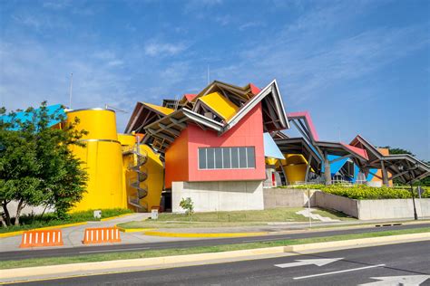 The Best Frank Gehry Buildings in the World