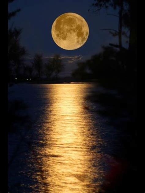 Moon glow | Beautiful moon, Moon pictures, Moon