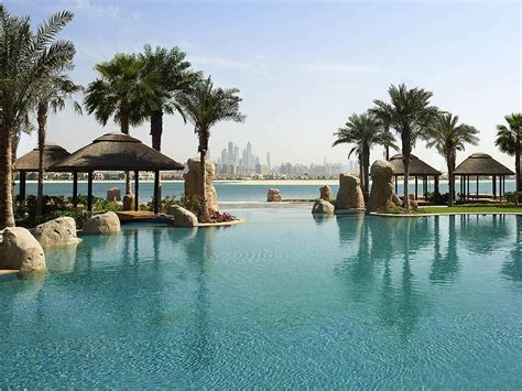 Dive into Luxury: 15 of Dubai's Most Beautiful Pools