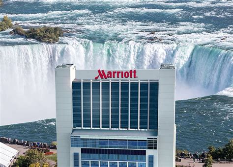 Niagara Falls Marriott on the Falls | Classic Vacations