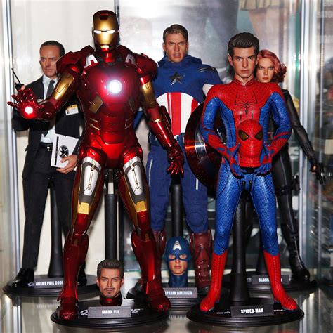 My Hot Toys Avengers Collection by ZaEmpera on DeviantArt