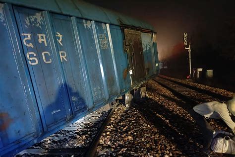 Kerala: Goods train derails at Aluva railway station, 11 trains cancelled