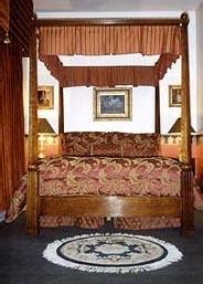 Castle Moffett in Baddeck, Victoria County, Canada | Bed and Breakfast | Guest House | Inn ...