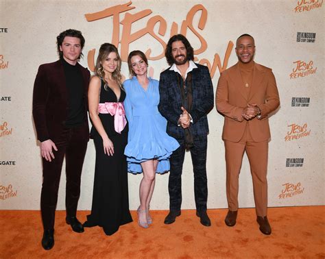 'Jesus Revolution' red carpet: Cast discusses timely themes | Entertainment