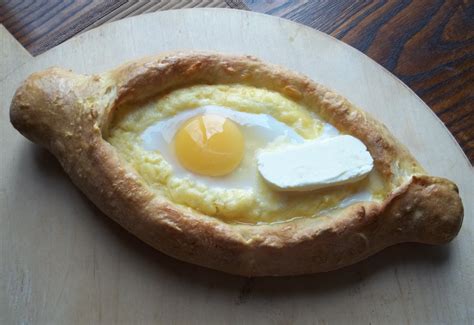 ACHARULI – AJARIAN KHACHAPURI | Georgian Recipes