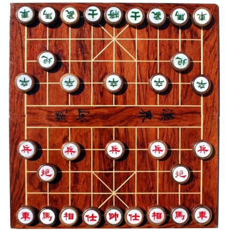 Chinese Chess Board & Pieces • Globerove.com