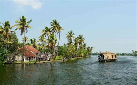 Kerala Backwaters tour - Backwater Tourism in Kerala