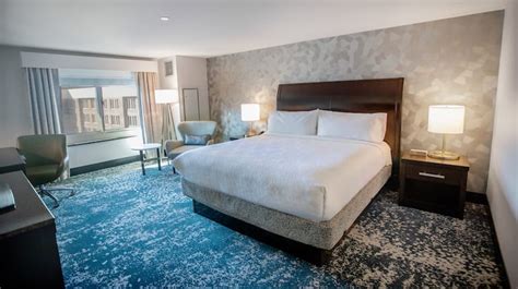 Book Our Pet-Friendly Downtown Bethesda, MD Hotel | Hilton Garden Inn