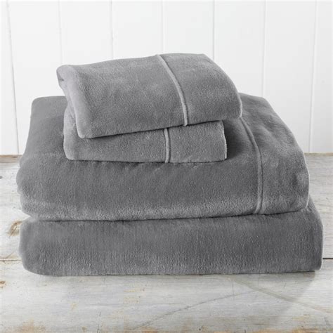 Great Bay Home Extra Soft Cozy Velvet Plush Sheet Set. Deluxe Bed Sheets with Deep Pockets ...