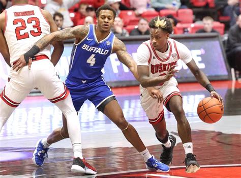 Photos: NIU men's basketball hosts conference foe Buffalo – Shaw Local