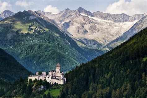 Castel Tures by Francesco Damin | 500px | Castle, Castel, Vacation road ...