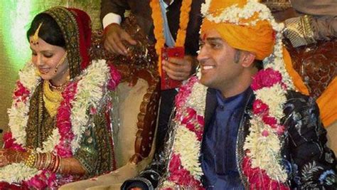 Sakshi Singh Dhoni Biography, Wiki, Age, Date Of Birth, Height, Family