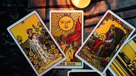 Tarot: significado de las 78 cartas (arcanos mayores y menores) y cómo ...