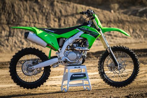 First Impression: 2023 Kawasaki KX250 - Dirt Bike Test