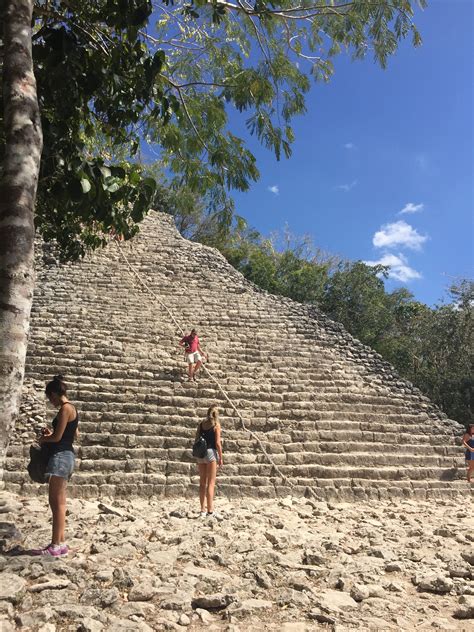 Climbing the Coba Ruins in Mexico : Diary of a Gen-X Traveler