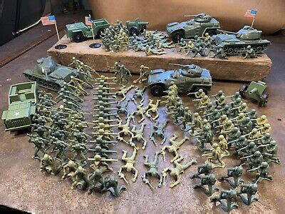 Old Vintage Army Men, Tanks, Cannons 70’s 80’s Toys | Plastic toy soldiers, Army men, 80’s toys