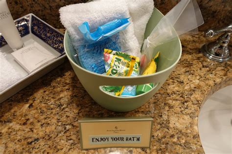 Luxury Hotel Welcome Amenities: First Impressions Count