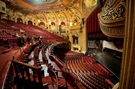 Shot of the Day: Chicago Theater from the Inside