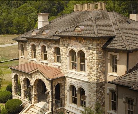 grand manor luxury shingles | Rooftop design, Roof installation, House styles