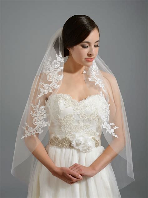 Wedding Veil - How to Select the Perfect One | Unique Wedding Ideas