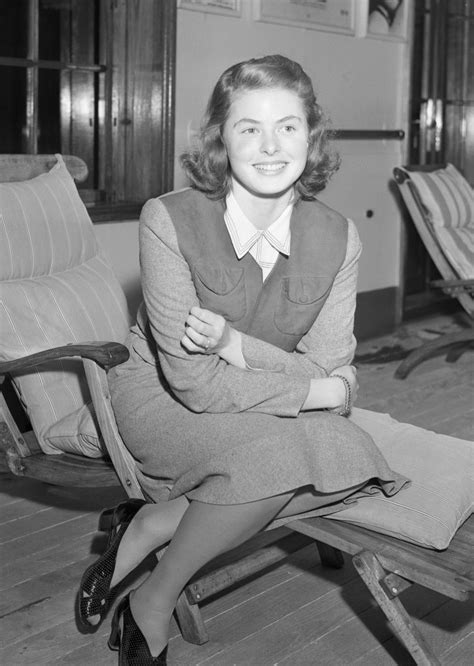 27 Photos Of Ingrid Bergman's Effortlessly Chic Style Through The Years | HuffPost Life