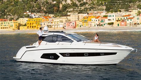 Azimut Yachts for Sale - Approved Boats