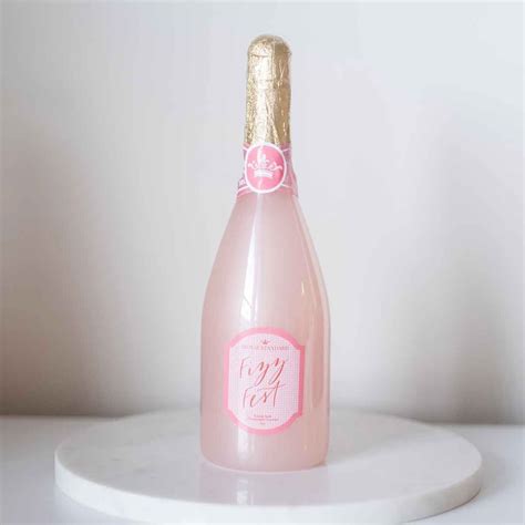 Champagne Bubble Bath – A Little Bird Boutique