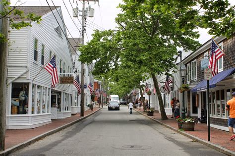 Indulge Inspire Imbibe: Edgartown | MV