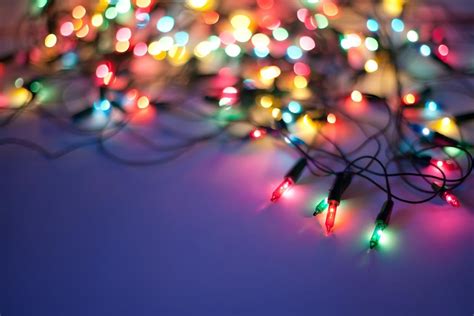 Trade Your Old Christmas Lights for Deals on LEDs at Home Depot ...