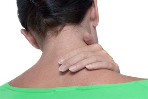 Pinched Nerve in Neck - Symptoms, Causes, Treatment | HubPages