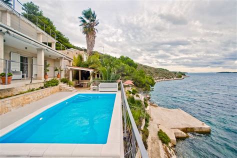 Luxury Villa Hvar Holiday, pool, private beach, yacht dock - Villas Croatia