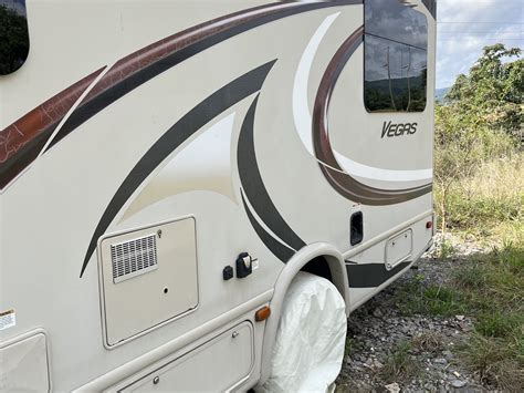 2016 THOR MOTOR COACH VEGAS 25.2 - Good Sam RV Rentals