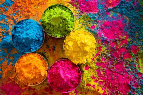 La signification de Holi, le festival des couleurs de l'Inde - MAGIK INDIA