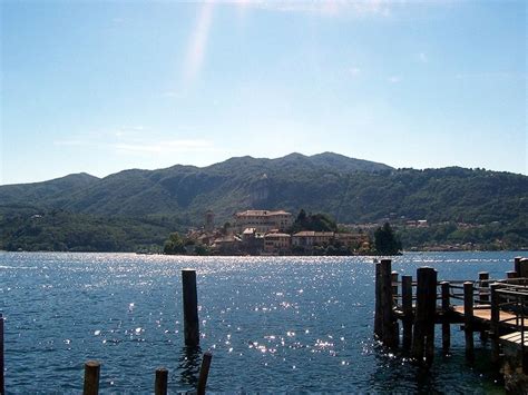 Lake Orta, Piedmont holiday homes: holiday houses & more | Bookabach