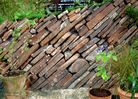 DryStoneGarden » walls