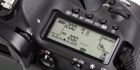 10 Mistakes That Are Draining Your DSLR Camera Battery Life