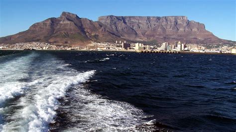 Robben Island tour | Experiences | andBeyond